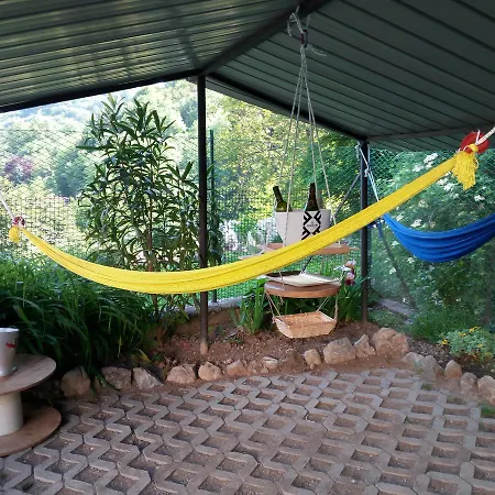 Hostelin De La Comare Bed & Breakfast