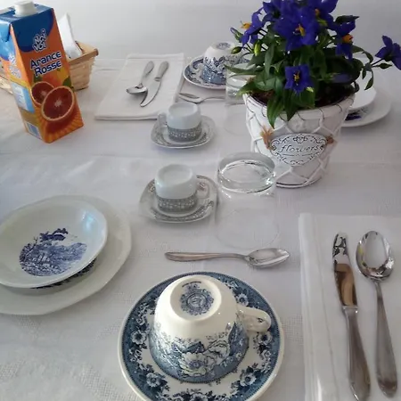 Bed & Breakfast Hostelin De La Comare *